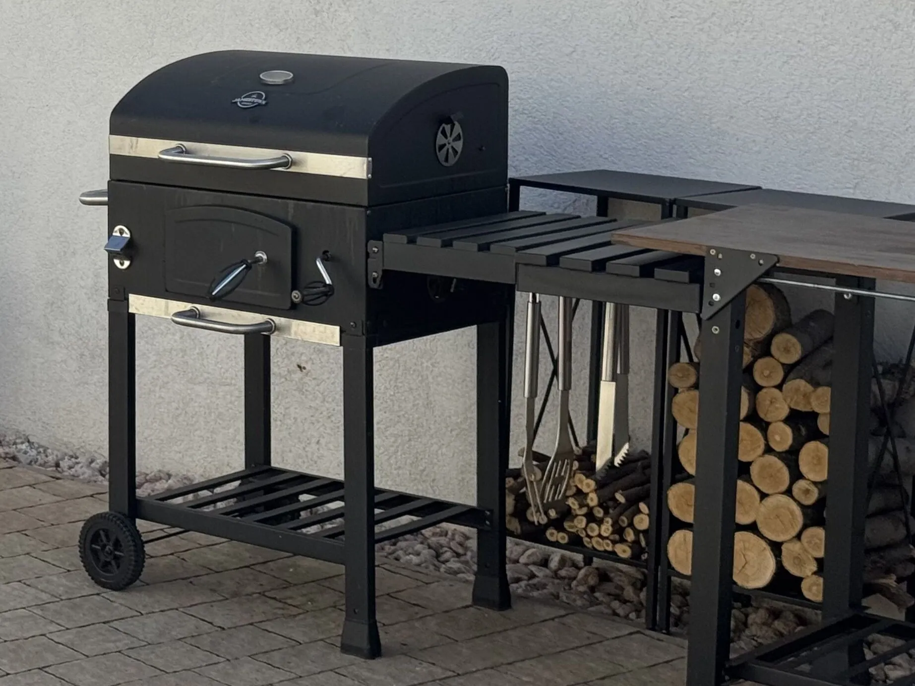 grillező a teraszon